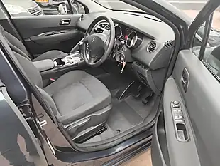 Used 2013 Peugeot 3008 Active Blue - Interior and Exterior details 15