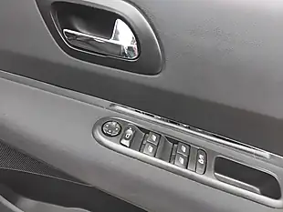 Used 2013 Peugeot 3008 Active Blue - Interior and Exterior details 20