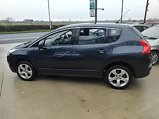 Used 2013 Peugeot 3008 Active Blue - Interior and Exterior details 5