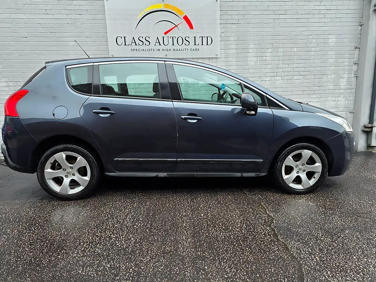 Used 2013 Peugeot 3008 Active Egc Blue - Interior and Exterior details 9