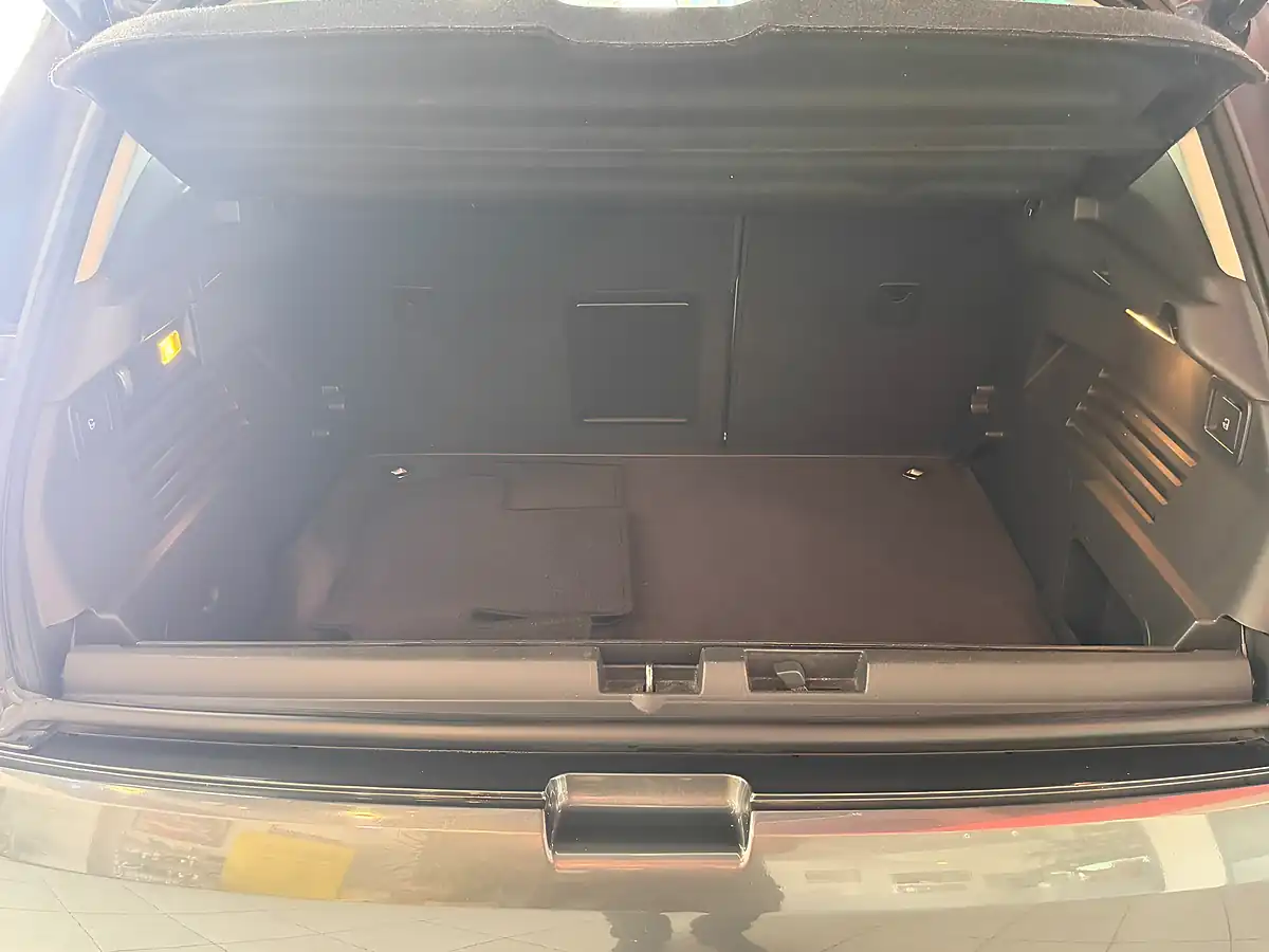 Used 2013 Peugeot 3008 Active Grey - Interior and Exterior details 9