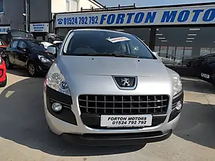 Used 2013 Peugeot 3008 Active Silver - Interior and Exterior details 2