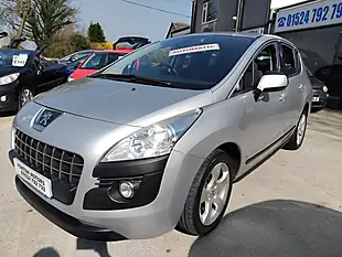 Used 2013 Peugeot 3008 Active Silver - Interior and Exterior details 4