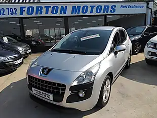 Used 2013 Peugeot 3008 Active Silver - Interior and Exterior details 9