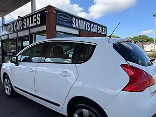 Used 2013 Peugeot 3008 Active White - Interior and Exterior details 11