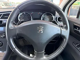 Used 2013 Peugeot 3008 Active White - Interior and Exterior details 15