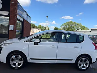 Used 2013 Peugeot 3008 Active White - Interior and Exterior details 9