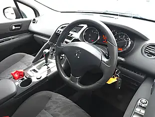 Used 2013 Peugeot 3008 Allure Egc Grey - Interior and Exterior details 10