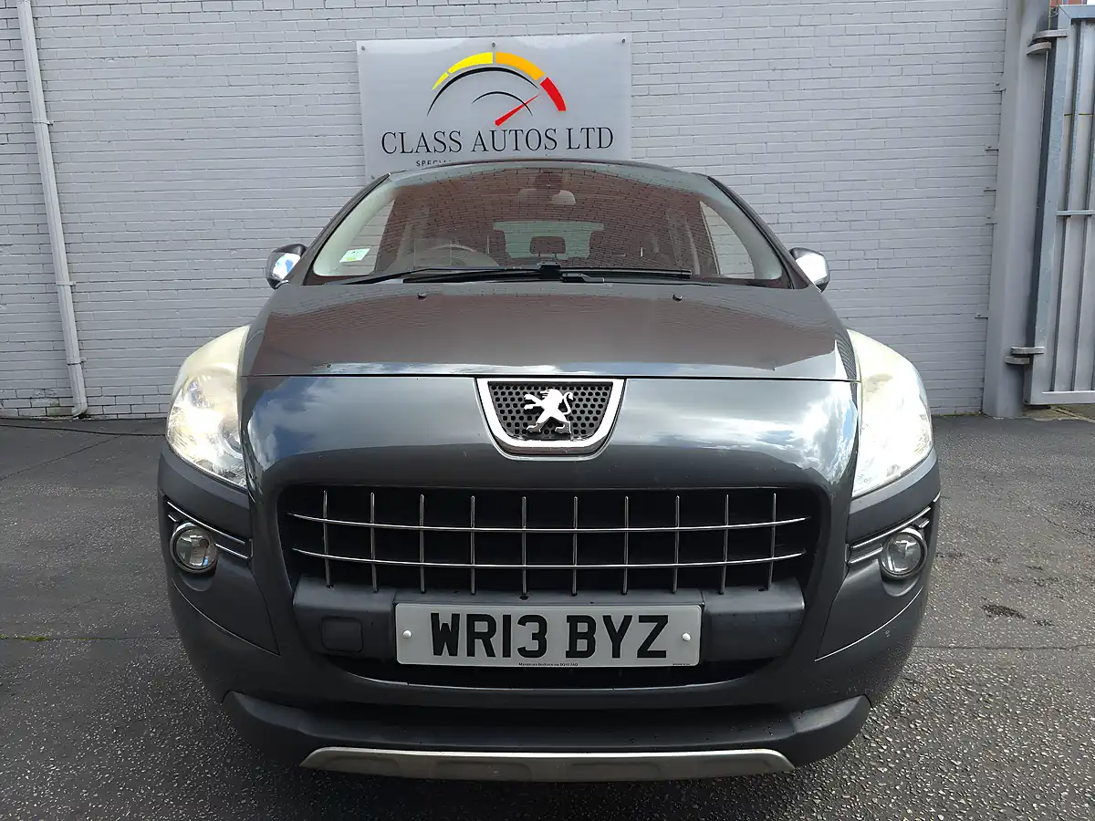 Used 2013 Peugeot 3008 Allure Egc Grey - Interior and Exterior details 3