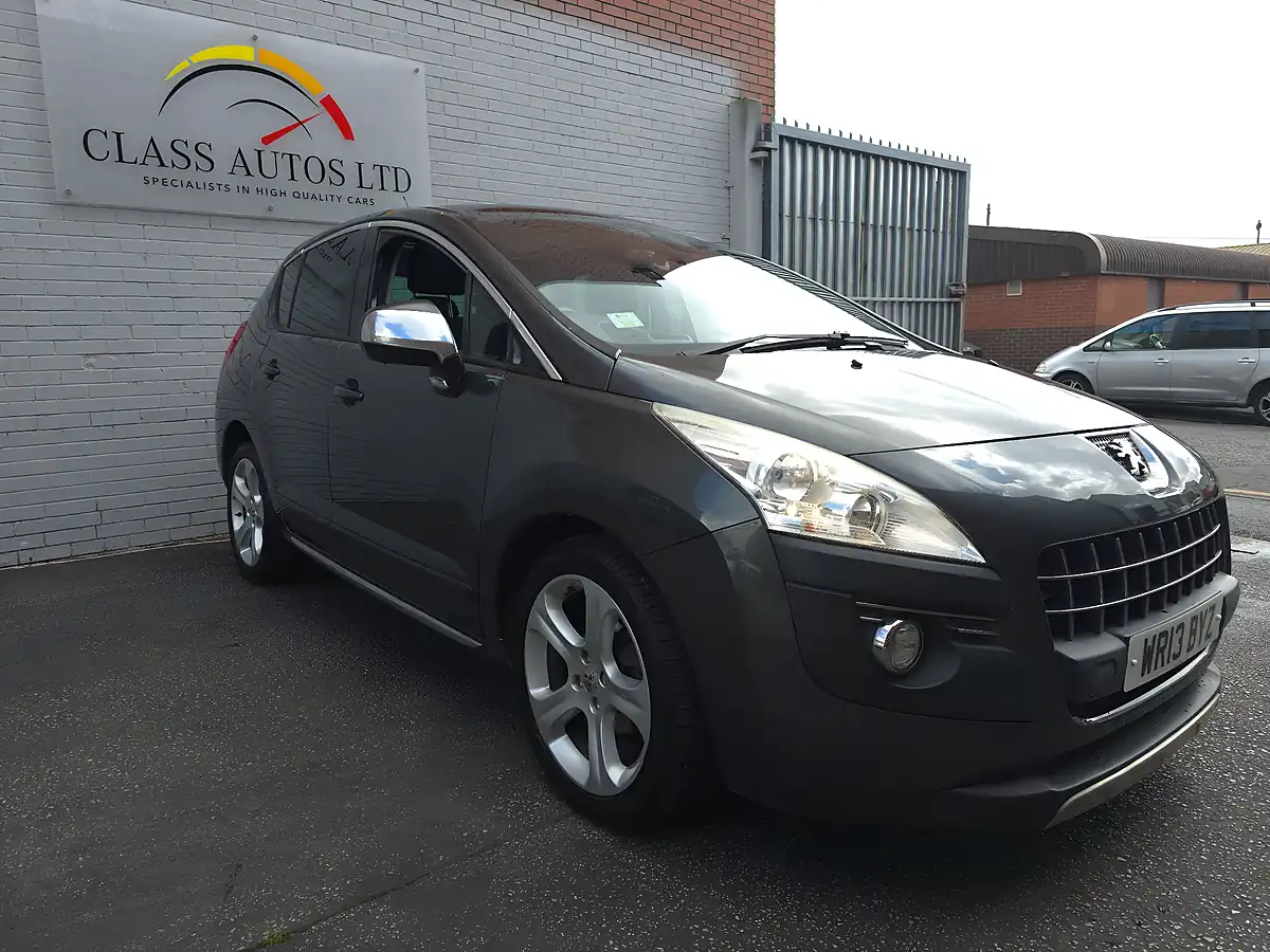 Used 2013 Peugeot 3008 Allure Egc Grey - Interior and Exterior details 6
