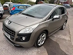 Used 2013 Peugeot 3008 Allure Grey - Interior and Exterior details 4