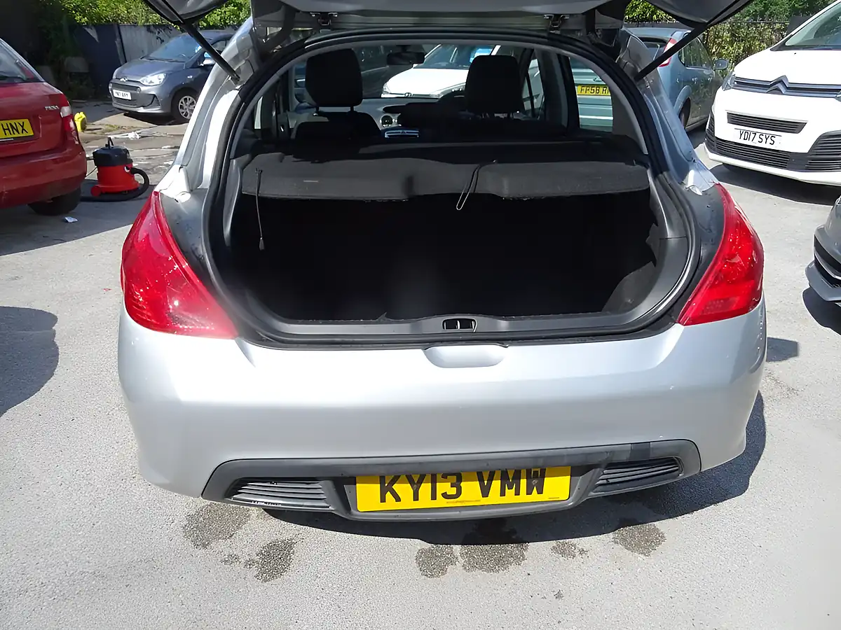 Used 2013 Peugeot 308 Access Silver - Interior and Exterior details 7