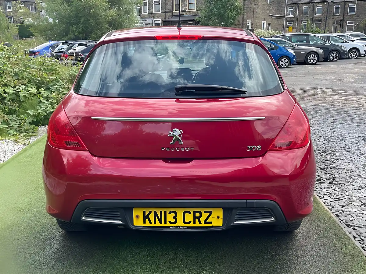 Used 2013 Peugeot 308 Active Red - Interior and Exterior details 11