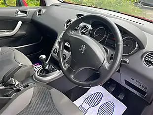Used 2013 Peugeot 308 Active Red - Interior and Exterior details 6