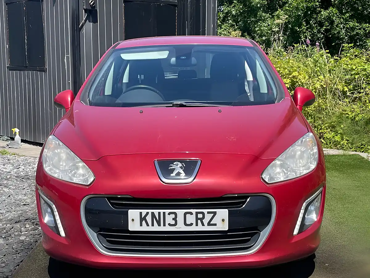 Used 2013 Peugeot 308 Active Red - Interior and Exterior details 7