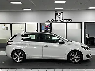 Used 2013 Peugeot 308 Allure White - Interior and Exterior details 4