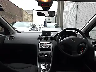 Used 2013 Peugeot 308 Sr Egc Red - Interior and Exterior details 10