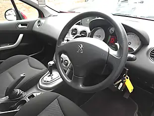 Used 2013 Peugeot 308 Sr Egc Red - Interior and Exterior details 11