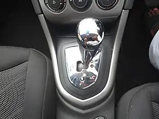 Used 2013 Peugeot 308 Sr Egc Red - Interior and Exterior details 13