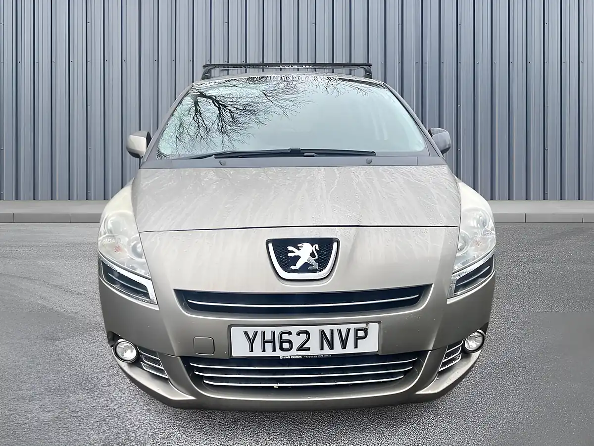 Used 2013 Peugeot 5008 Active Grey - Interior and Exterior details 2