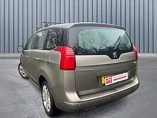 Used 2013 Peugeot 5008 Active Grey - Interior and Exterior details 4