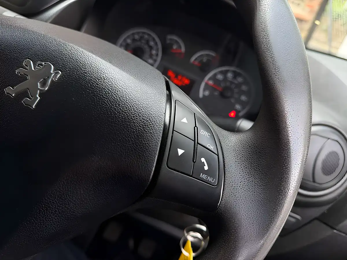 Used 2013 Peugeot Bipper S White - Interior and Exterior details 15