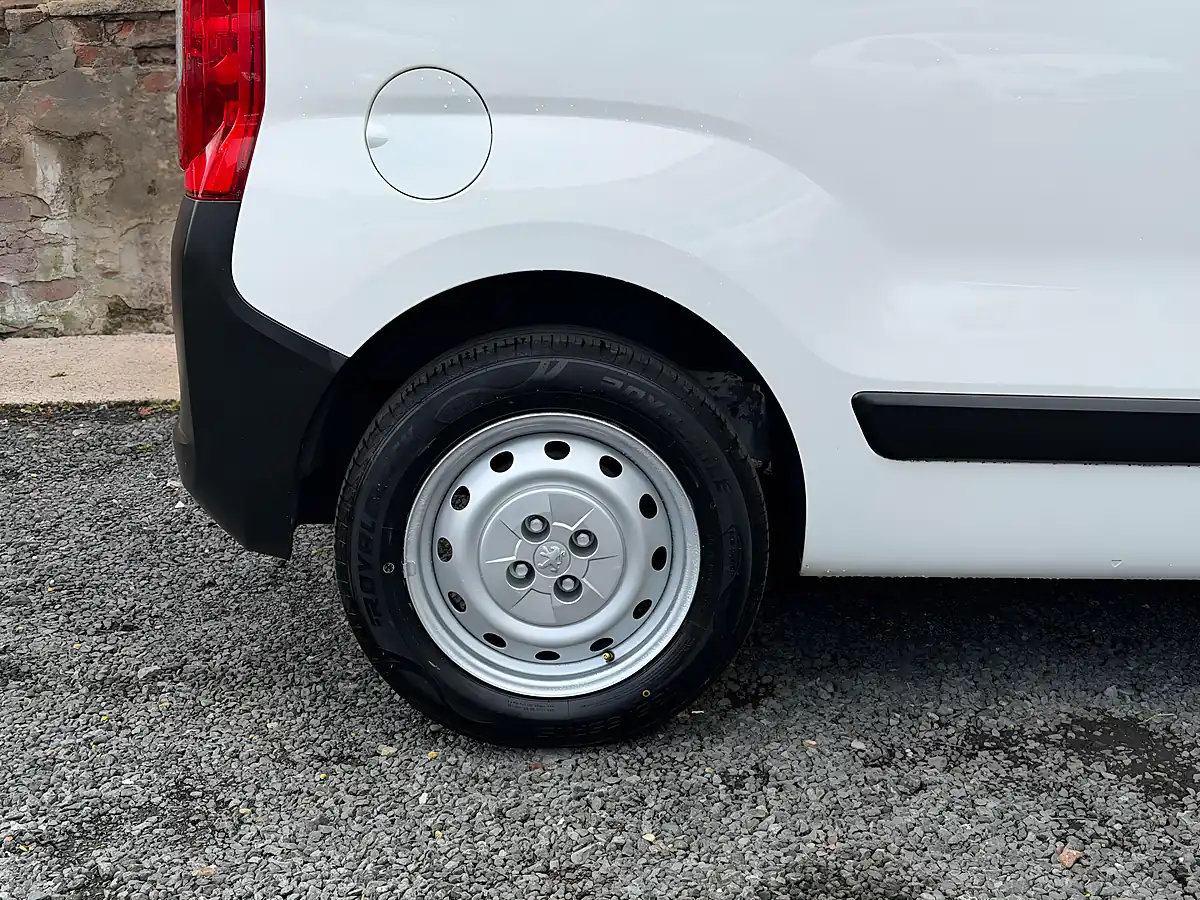 Used 2013 Peugeot Bipper S White - Interior and Exterior details 20