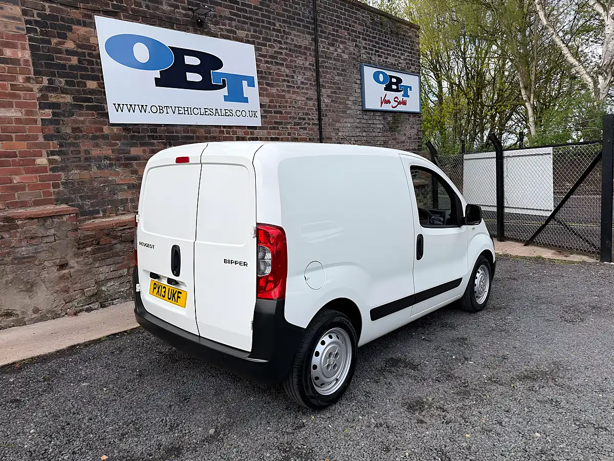 Used 2013 Peugeot Bipper S White - Interior and Exterior details 3