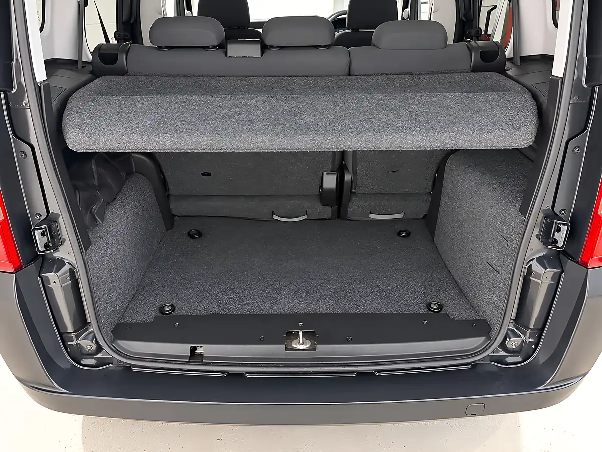 Used 2013 Peugeot Bipper Tepee Outdoor Grey - Interior and Exterior details 17