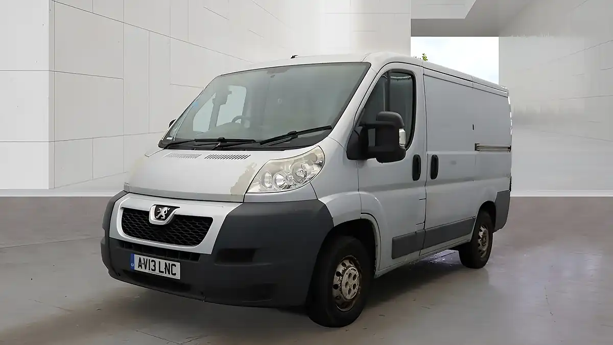Used 2013 Peugeot Boxer 330 L1 H1 4dr Silver - Interior and Exterior details 2