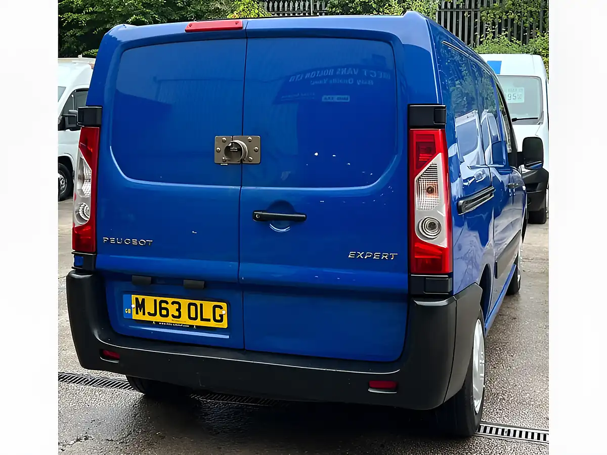 Used 2013 Peugeot Expert Professional L1 H1 Blue - Interior and Exterior details 10