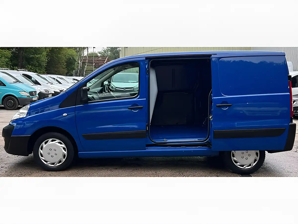 Used 2013 Peugeot Expert Professional L1 H1 Blue - Interior and Exterior details 13