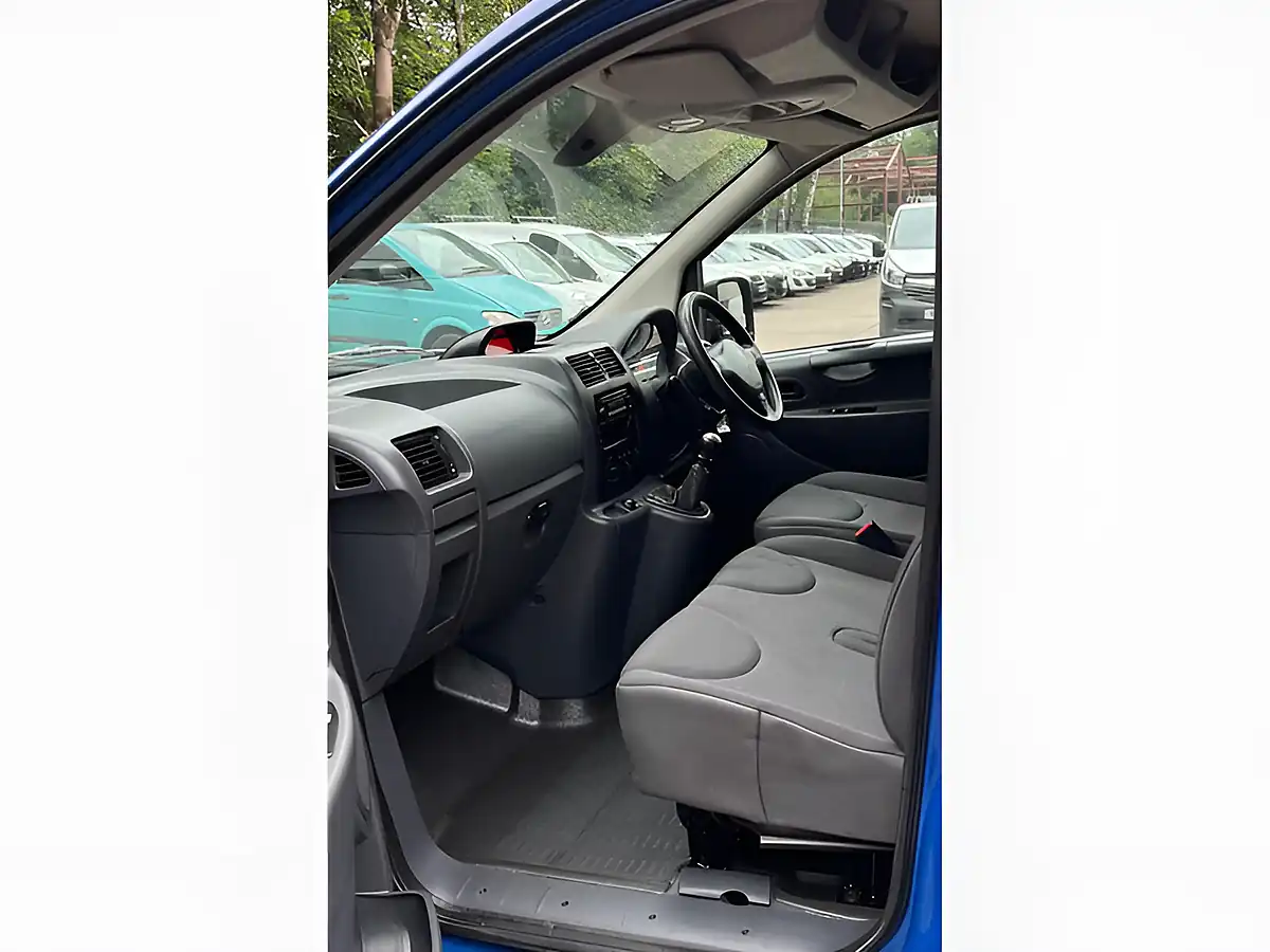 Used 2013 Peugeot Expert Professional L1 H1 Blue - Interior and Exterior details 19