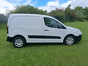 Used 2013 Peugeot Partner 850 Professional White - Interior and Exterior details 7