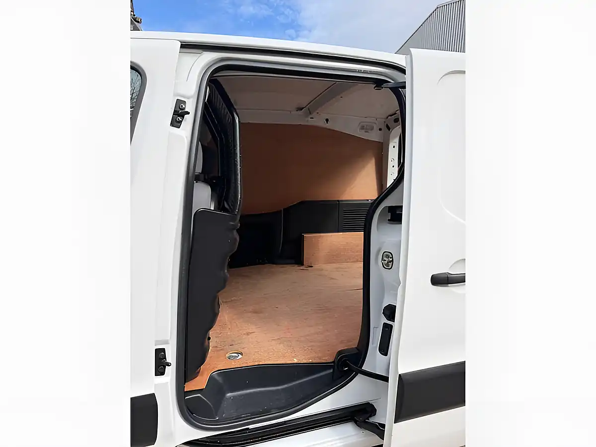 Used 2013 Peugeot Partner 850 S White - Interior and Exterior details 16