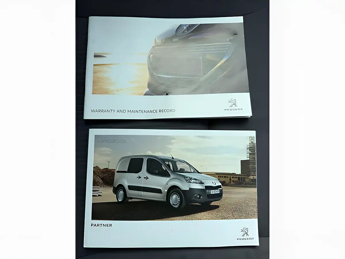 Used 2013 Peugeot Partner 850 S White - Interior and Exterior details 20