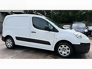 Used 2013 Peugeot Partner 850 S White - Interior and Exterior details 4