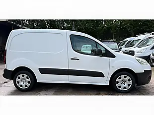 Used 2013 Peugeot Partner 850 S White - Interior and Exterior details 5