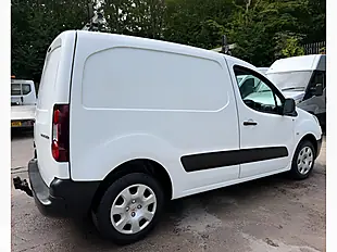 Used 2013 Peugeot Partner 850 S White - Interior and Exterior details 8