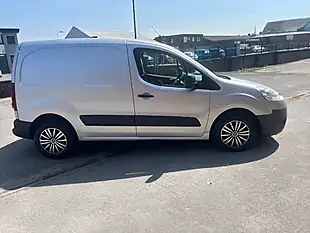 Used 2013 Peugeot Partner Silver - Interior and Exterior details 4