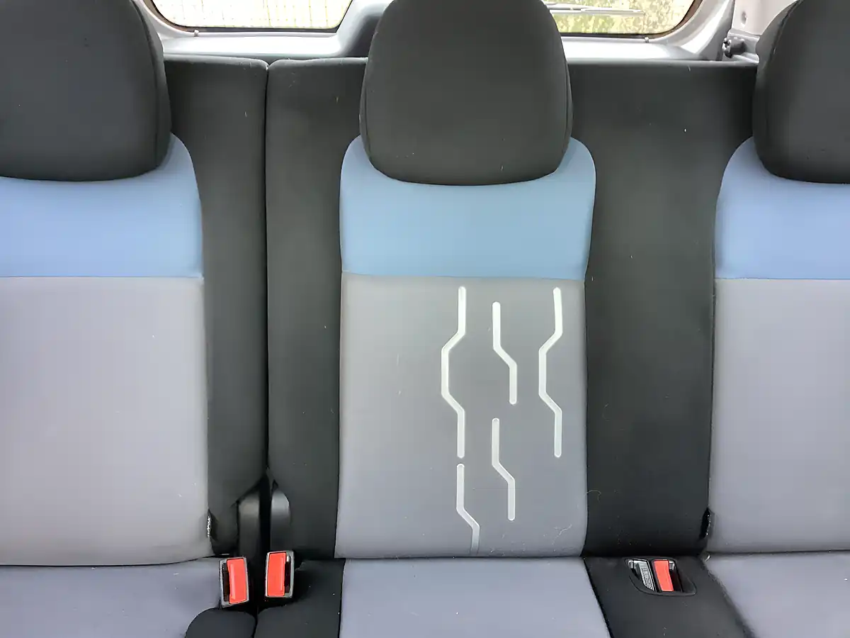 Used 2013 Peugeot Partner Tepee Tepee S Egc (s/S) Silver - Interior and Exterior details 5