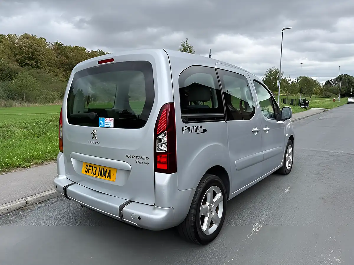Used 2013 Peugeot Partner Tepee Tepee S - Interior and Exterior details 2