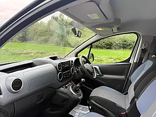 Used 2013 Peugeot Partner Tepee Tepee S - Interior and Exterior details 9