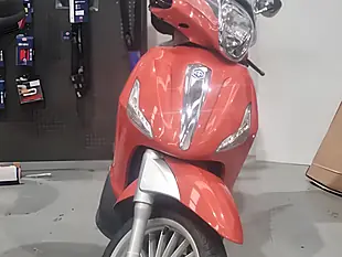 Used 2013 Piaggio Beverly 300 Bronze - Interior and Exterior details 3