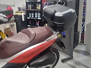Used 2013 Piaggio Beverly 300 Bronze - Interior and Exterior details 5