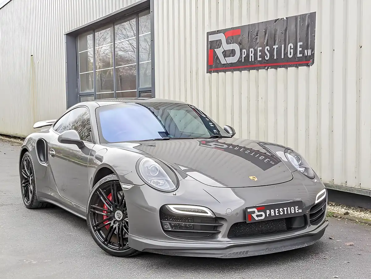 Used 2013 Porsche 911 Turbo Agate Grey Metallic - Front View