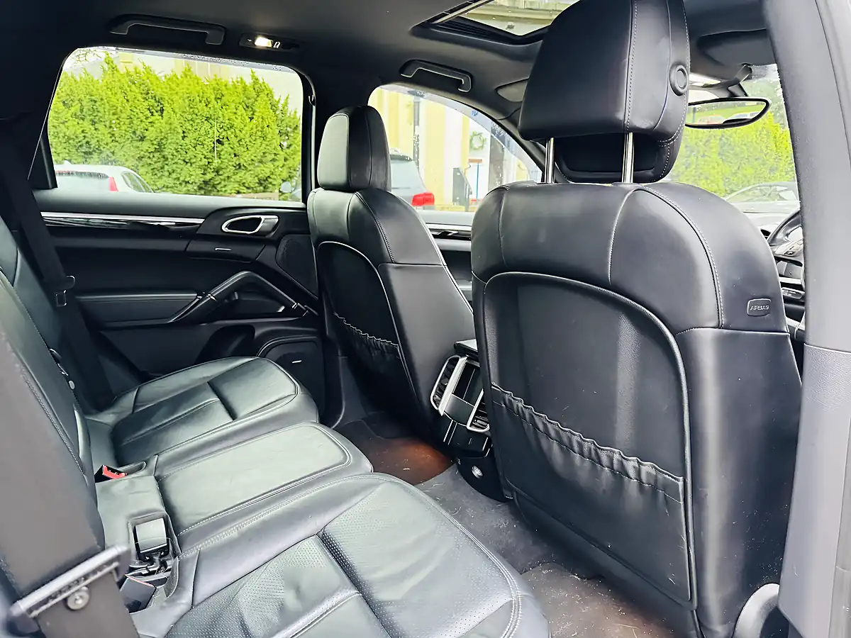 Used 2013 Porsche Cayenne Black - Interior and Exterior details 16