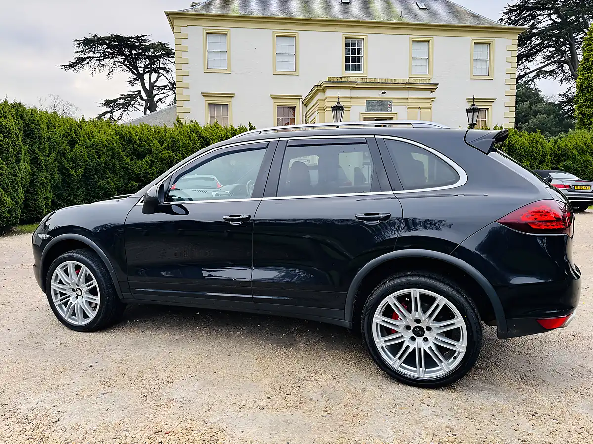 Used 2013 Porsche Cayenne Black - Interior and Exterior details 8