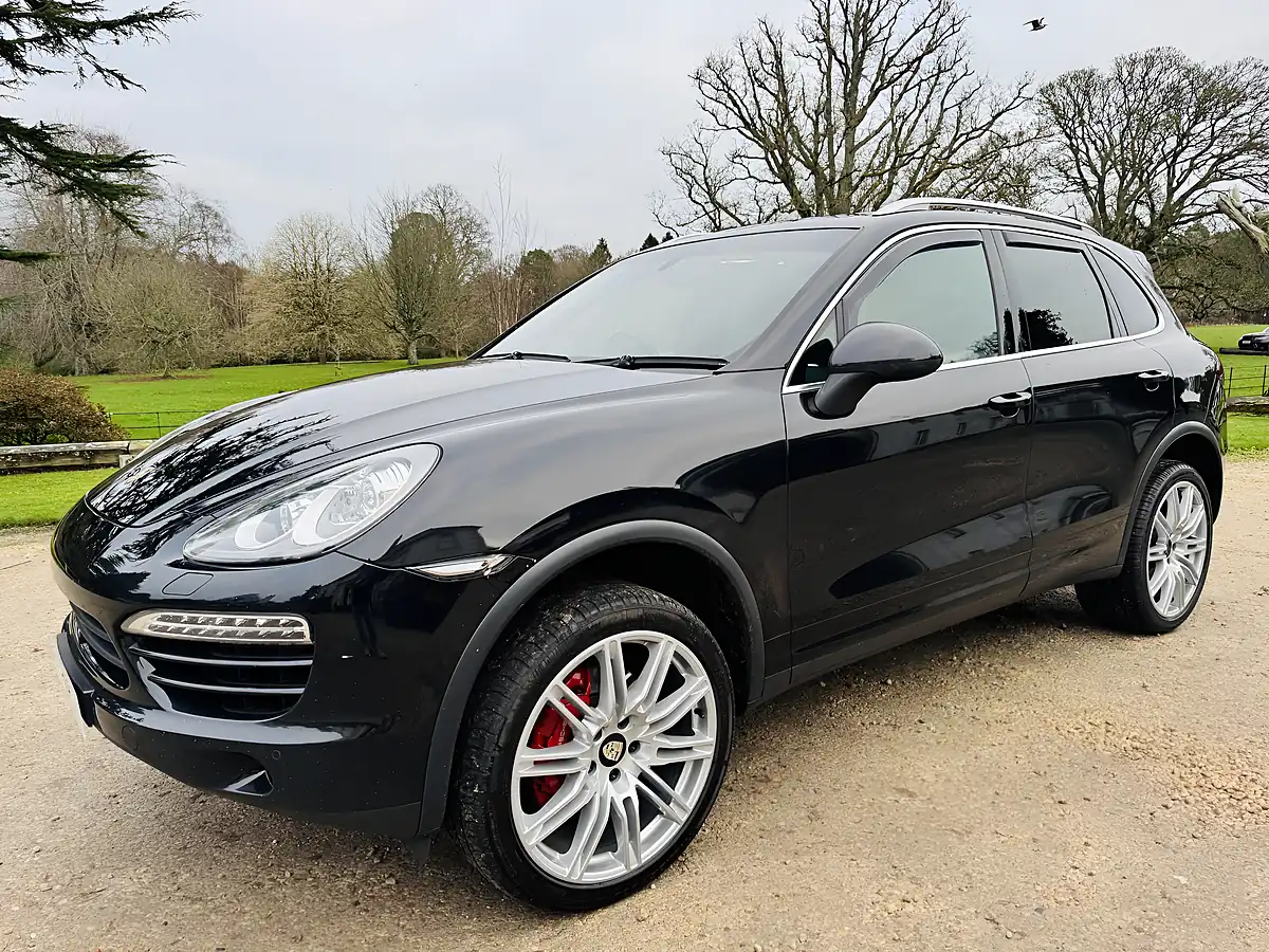 Used 2013 Porsche Cayenne Black - Interior and Exterior details 9
