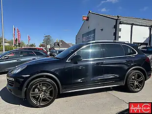 Used 2013 Porsche Cayenne Black - Interior and Exterior details 10